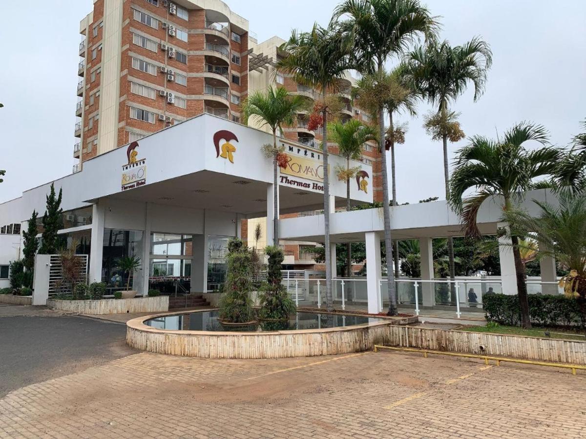 Apartamento Imperio Romano - 2 Quartos, 24Hs Piscina Caldas Novas Ngoại thất bức ảnh